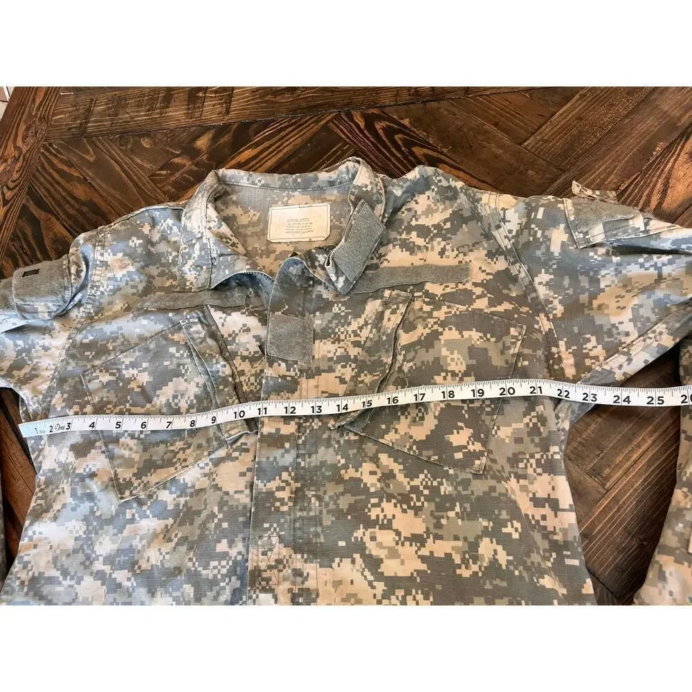 Military Combat Digital Camo Jacket Men Medium Short Costume Full Zip Hiking